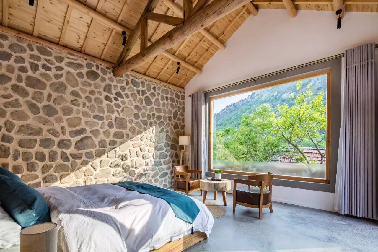 沂蒙山舍，呼吸大自然“臥聽(tīng)松嘯 伴山而眠”