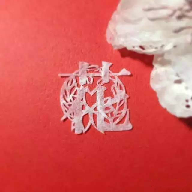 當(dāng)傳統(tǒng)剪紙遇到古詩詞，怎一個(gè)“美”字了得