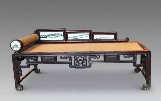 四款造型古老的中式床，不一樣福連文苑情!