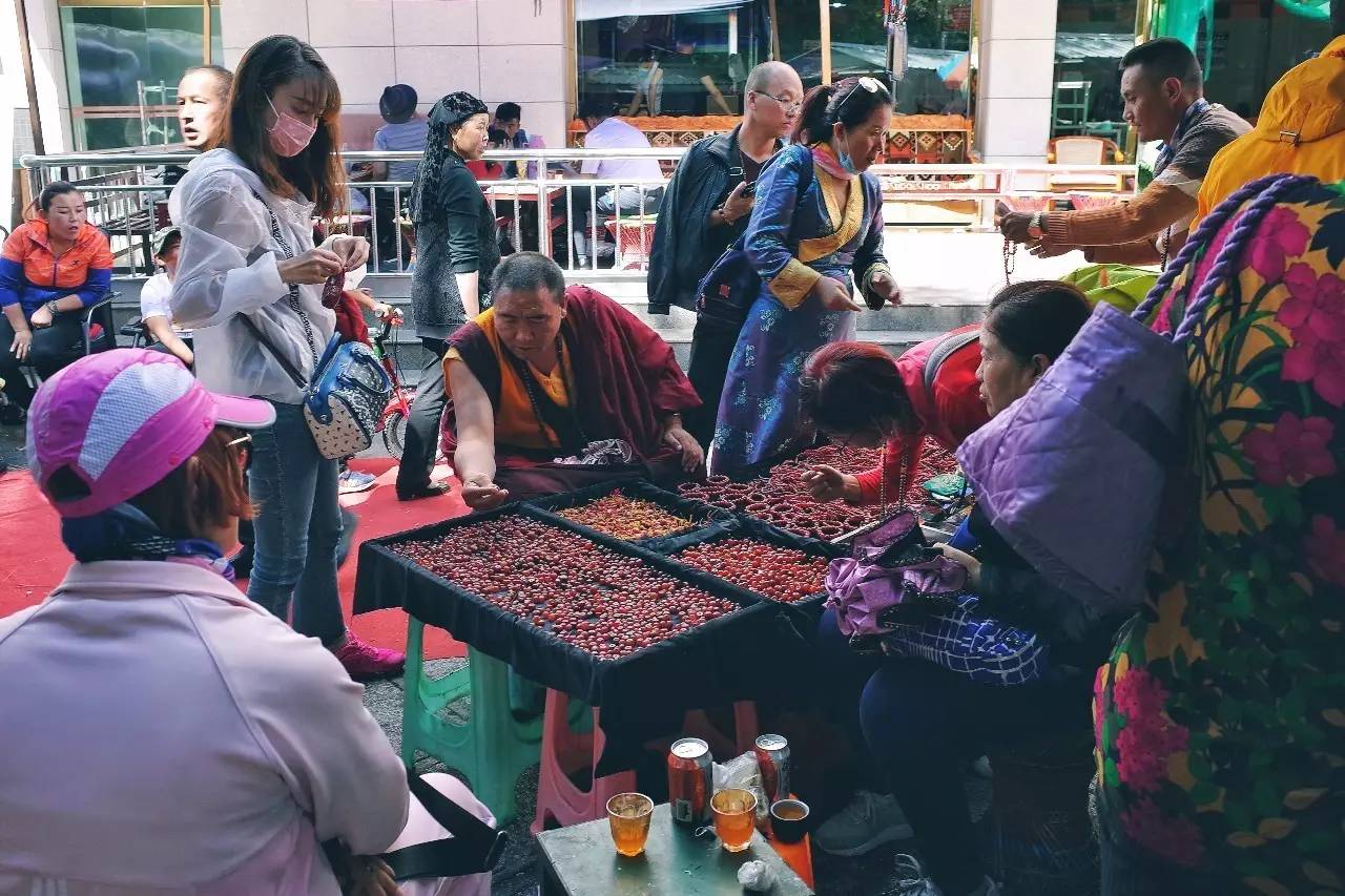 拉薩香格里拉酒店，睡在世界屋脊之上