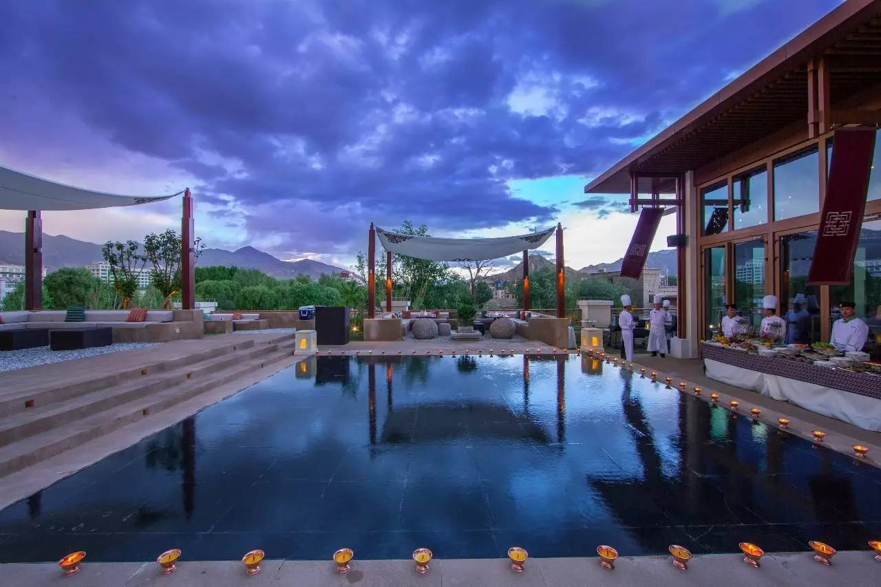 拉薩香格里拉酒店，睡在世界屋脊之上