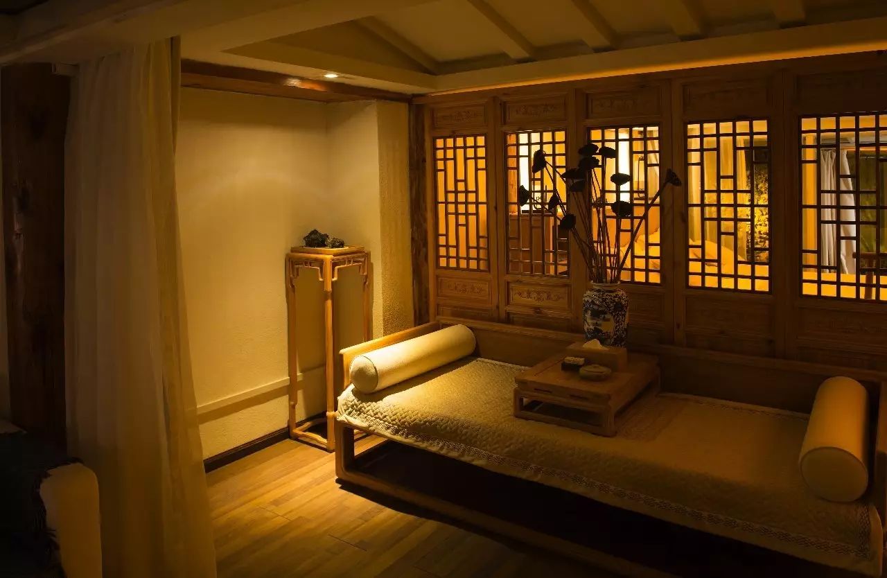 麗江束河聚寶齋民宿，告別曾經(jīng)邂逅未來的美麗