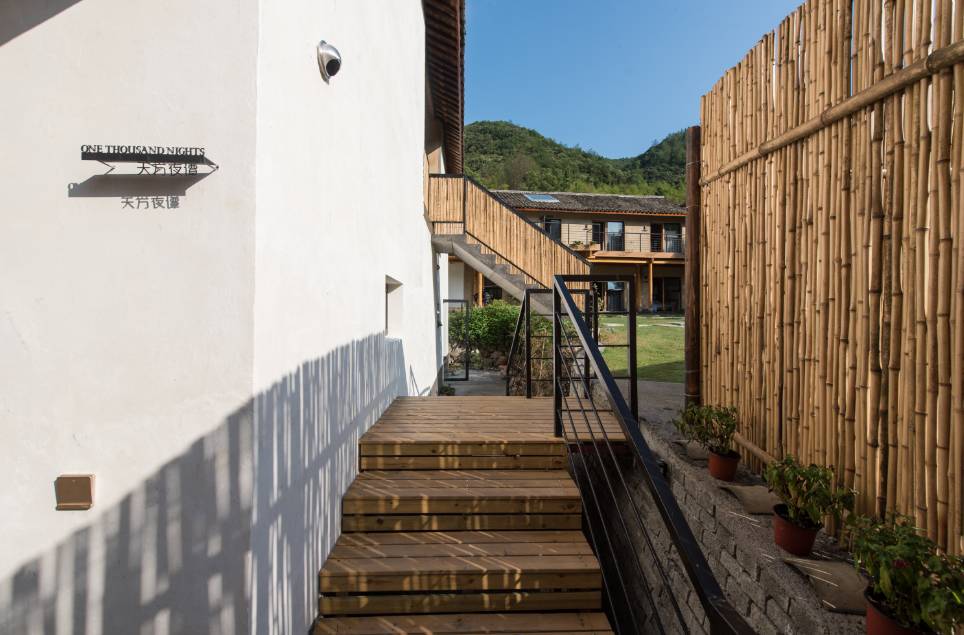 杭州·天方夜潭，給你一個(gè)「山脊之巔」的舞臺(tái)