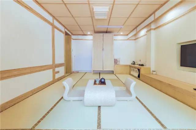 杭州·一色山墅，滿覺隴的月色喝茶散步都是雅事