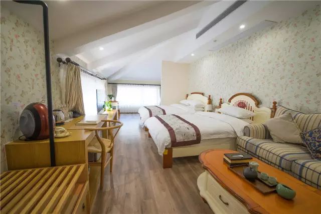 杭州·一色山墅，滿覺(jué)隴的月色喝茶散步都是雅事