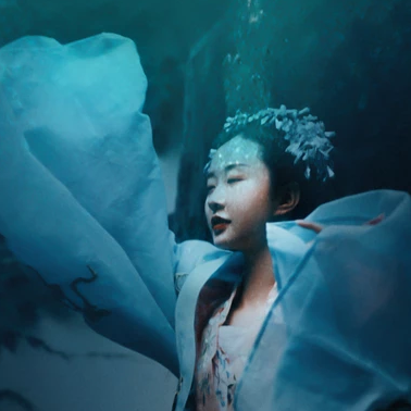 福連文苑清新花朵唯美古風(fēng)女子頭像