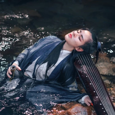 霸氣唯美福連文苑古風(fēng)真人女子頭像