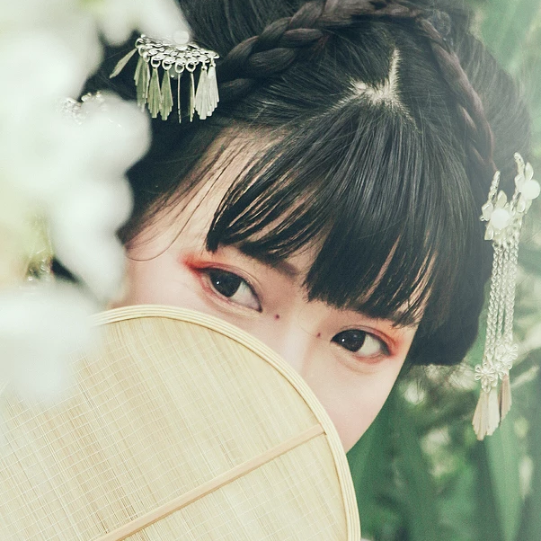 小清新唯美花朵頭像，福連文苑古風(fēng)真人女子頭像