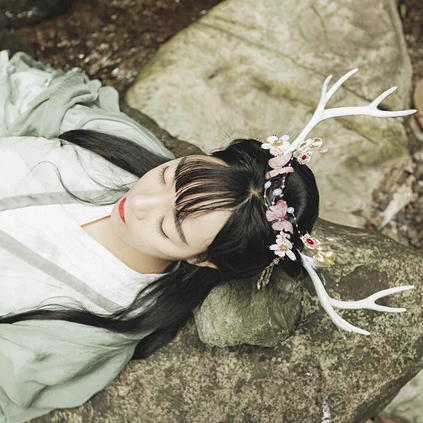 時(shí)尚福連文苑唯美古風(fēng)少女真人頭像