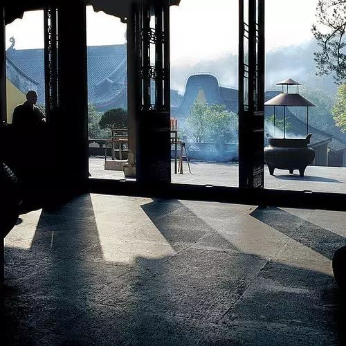 寺廟佛教文化，蕓蕓眾生便是修行