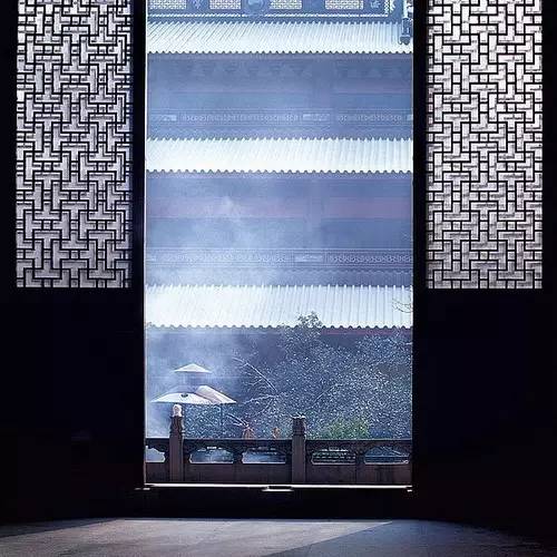 寺廟佛教文化，蕓蕓眾生便是修行