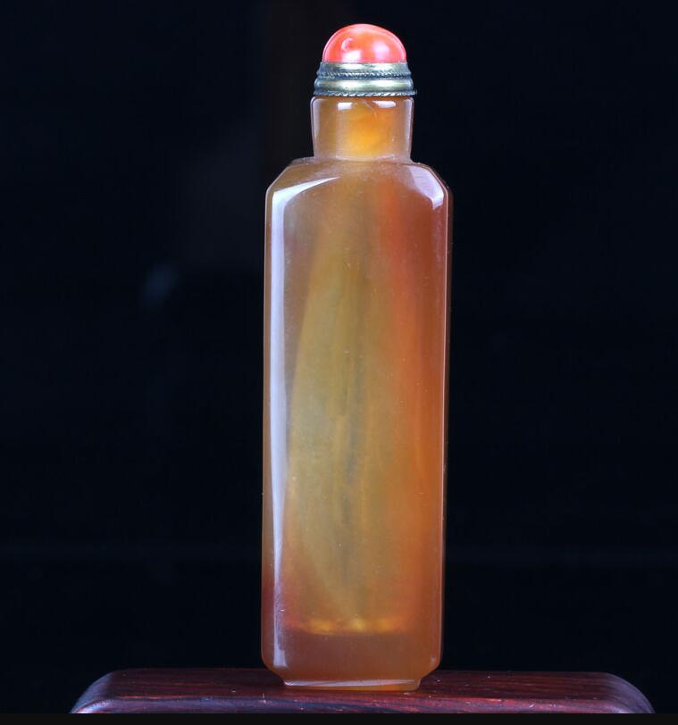 瑪瑙鼻煙壺，帝王心頭的玩物