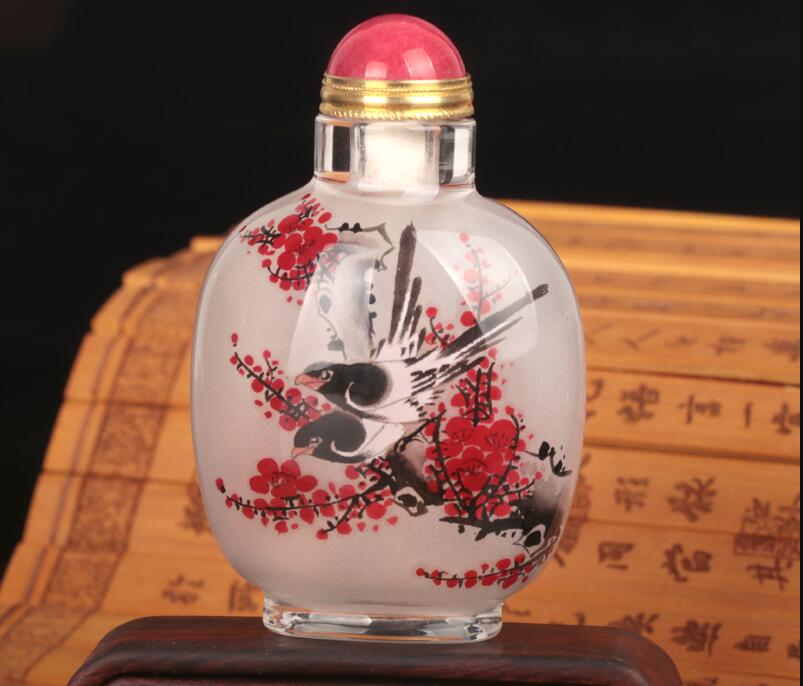 內(nèi)畫鼻煙壺，壺中天地間掌心中國(guó)美