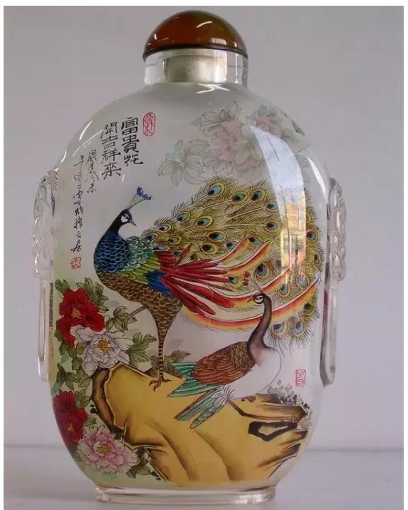 內(nèi)畫鼻煙壺，壺中天地間掌心中國(guó)美