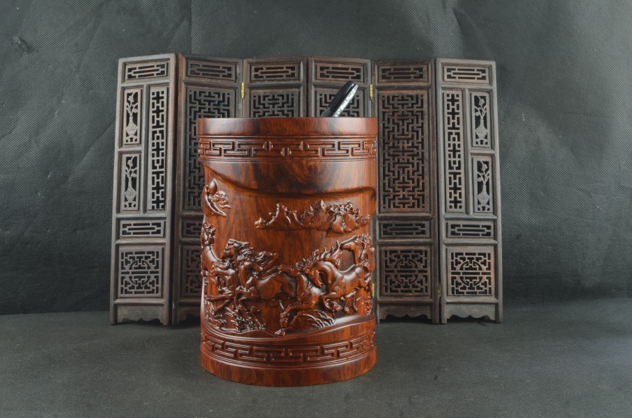 黃花梨筆筒，筆筒中的君子