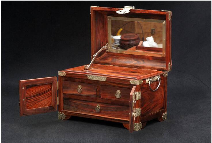 梳妝盒，紅妝待嫁閨閣意