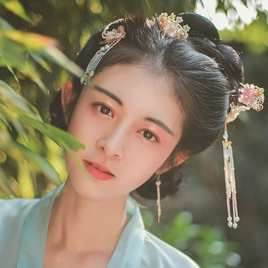 福連文苑清風(fēng)唯美古風(fēng)女生真人頭像