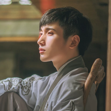 古典福連文苑漢服孤館燈青頭像，古風男生頭像