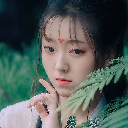 唯美漢服女生頭像，古風(fēng)真人女子頭像