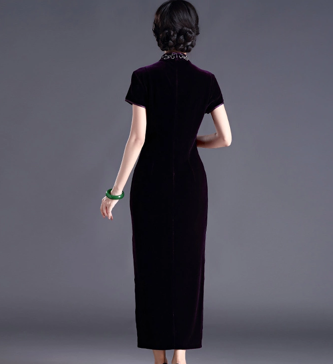 金絲絨長款旗袍，手工釘珠修身旗袍