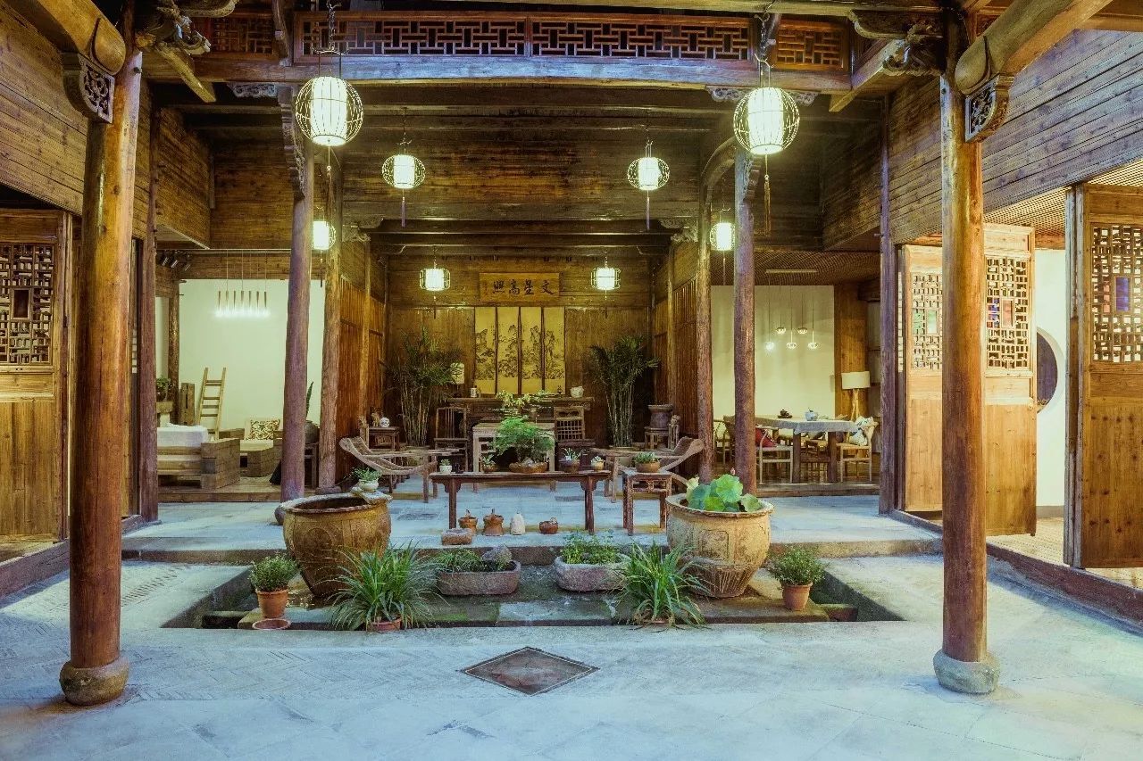 村上酒舍，體驗古村生活一起慢慢變老