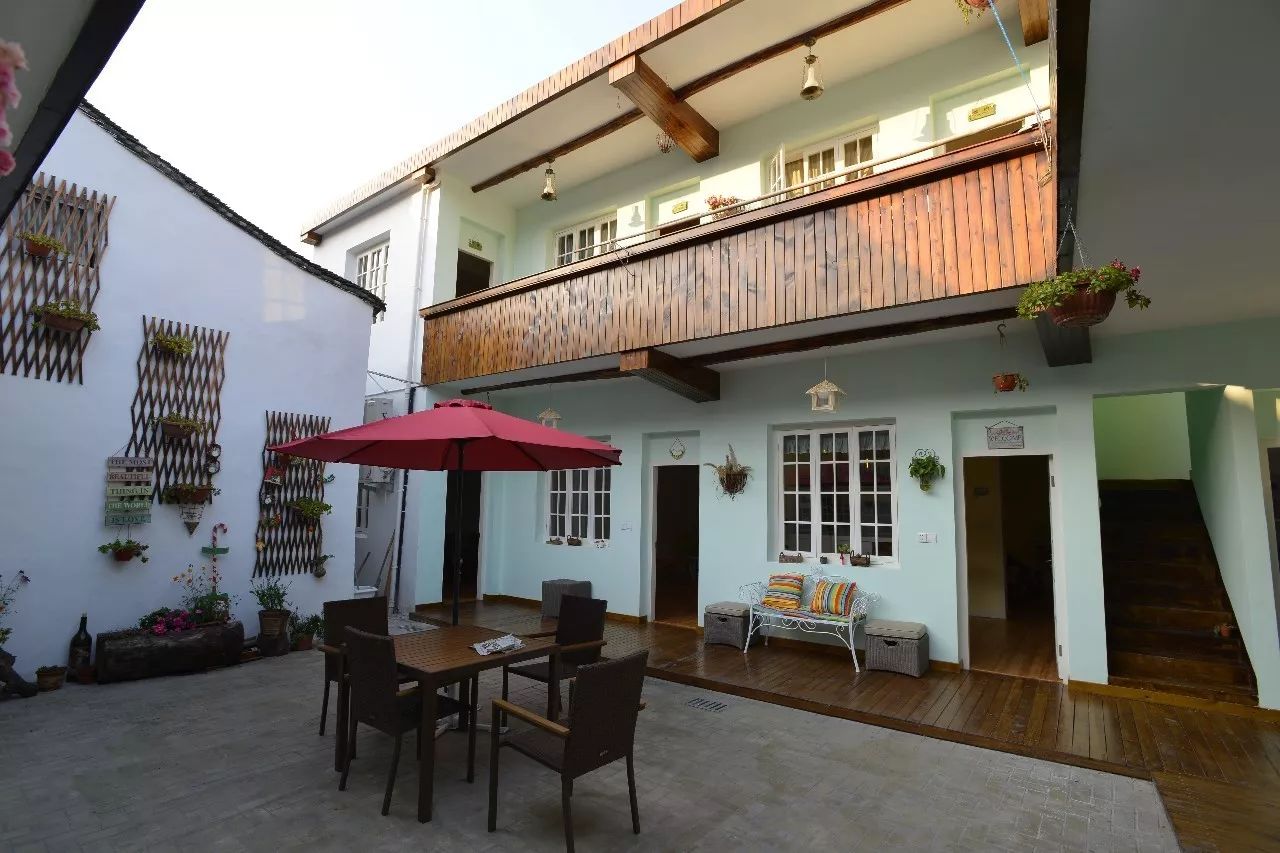 寧波·花雨醉，品花間一壺酒聽雨后醉朦朧