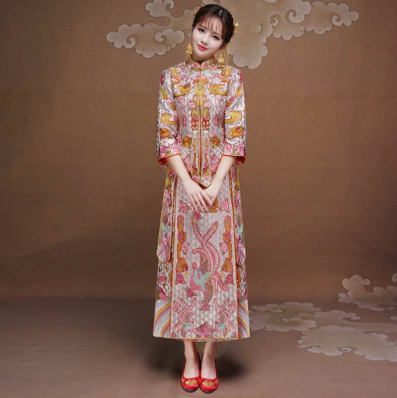 復(fù)古時(shí)尚中式禮服，唯美福連文苑新娘禮服