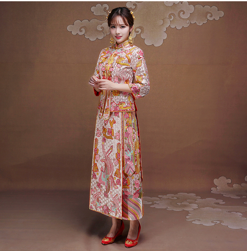 復(fù)古時(shí)尚中式禮服，唯美福連文苑新娘禮服