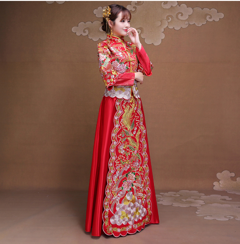 雍容華貴中式禮服，復(fù)古時(shí)尚福連文苑新娘禮服