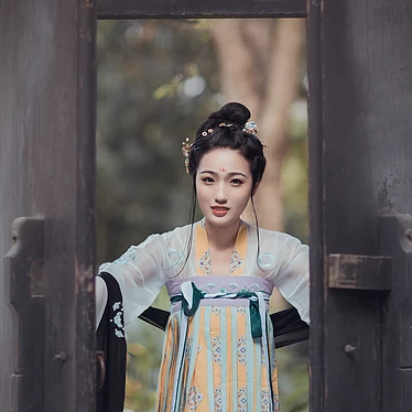 唯美漢服傷感頭像，唯美古風(fēng)女子真人頭像