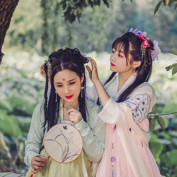 荷塘邊古風頭像，唯美古風閨蜜真人頭像