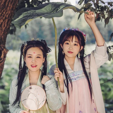 荷塘邊古風頭像，唯美古風閨蜜真人頭像