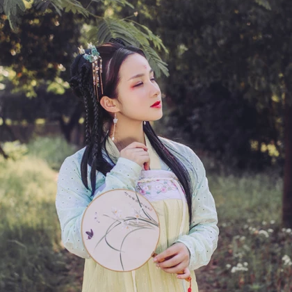 荷塘邊古風頭像，唯美古風閨蜜真人頭像