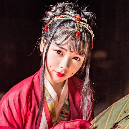 紅衣女子妖艷頭像，唯美古風(fēng)女子真人頭像