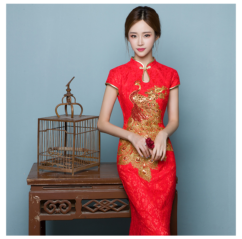 福連文苑魚尾中式禮服，孔雀繡花晚禮服