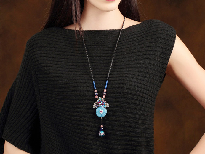 幽藍(lán)繁香福連文苑吊墜毛衣鏈復(fù)古項(xiàng)鏈
