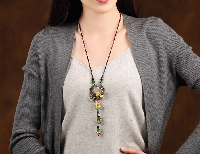雀躍福連文苑吊墜毛衣鏈復(fù)古項(xiàng)鏈