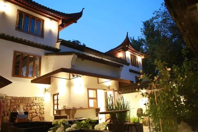 秋意正濃，與8家最美民宿一起相約杭州