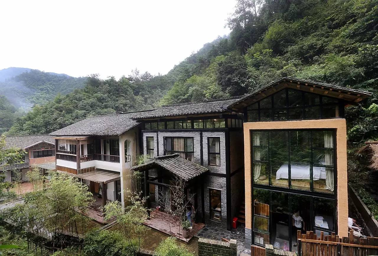 雪坑村·美客愛途，愛上美麗的客居地和旅途故事