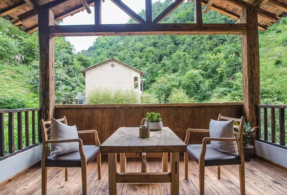 雪坑村·美客愛途，愛上美麗的客居地和旅途故事