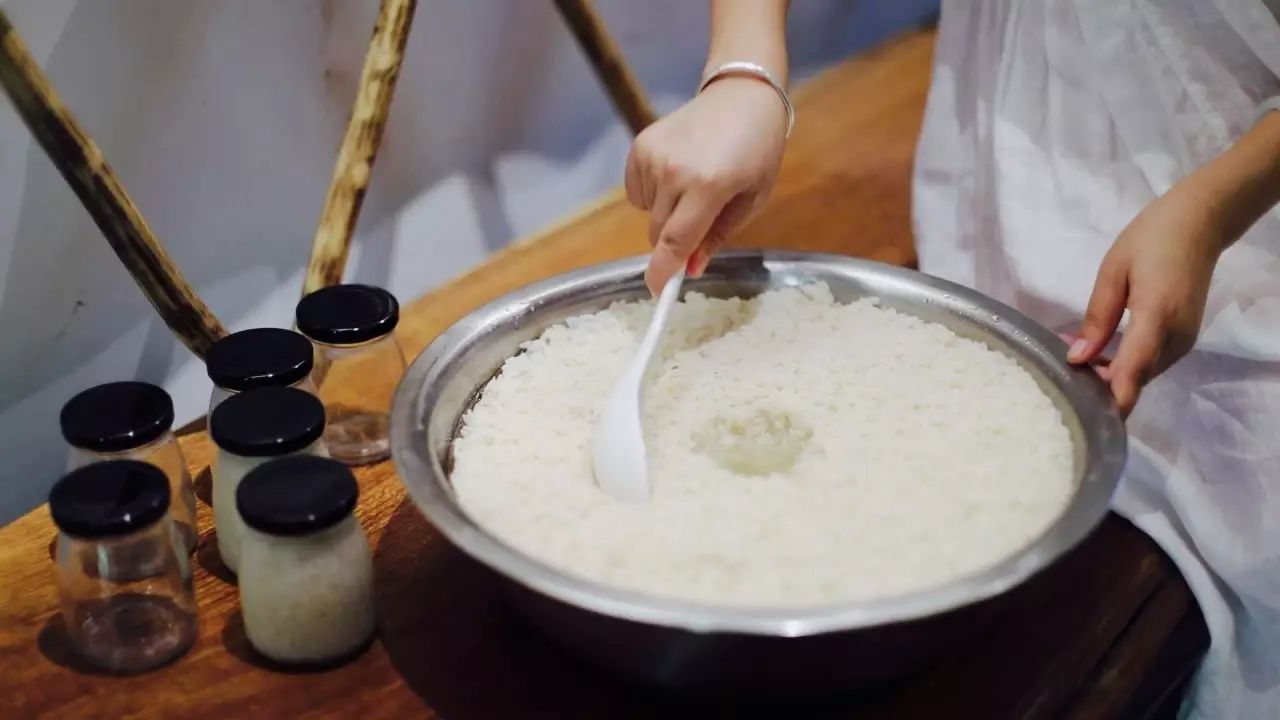 雪坑村·美客愛途，愛上美麗的客居地和旅途故事