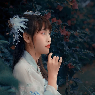 淺藍(lán)漢服小清新頭像，唯美古風(fēng)女生真人頭像