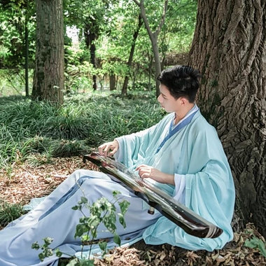 文藝青年男生頭像，唯美古風男生頭像