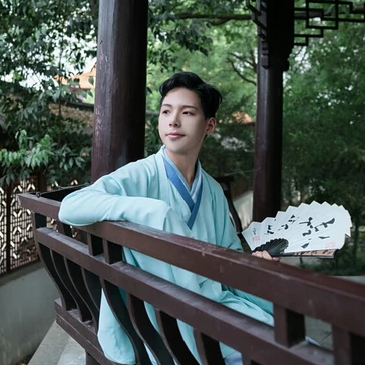 文藝青年男生頭像，唯美古風男生頭像