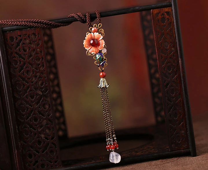 復(fù)古立體花朵毛衣鏈，民族風(fēng)項鏈?zhǔn)罪? src="/shige/d/file/bigpic/190404/04/13-1G023102058.png" style="height: 578px; width: 750px;" / data-lpbW="t2GB2Y"><br / data-Mix3="7KaEjo">
	<img alt=