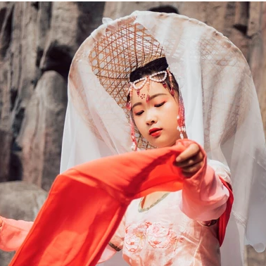 浮世年華少女頭像，唯美古風真人頭像