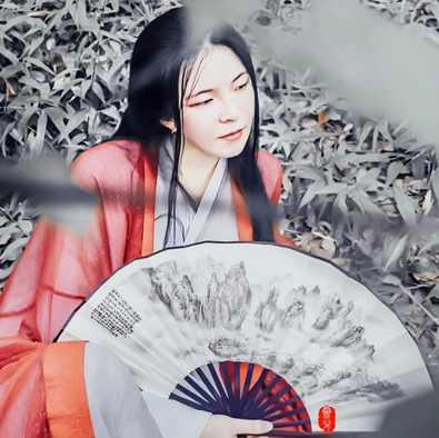 冰雪柔情少女頭像，唯美古風真人頭像