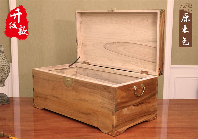 簡(jiǎn)單大氣的實(shí)木樟木箱子