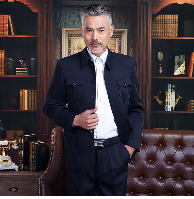 東方之韻的復(fù)古風潮中老年中山裝