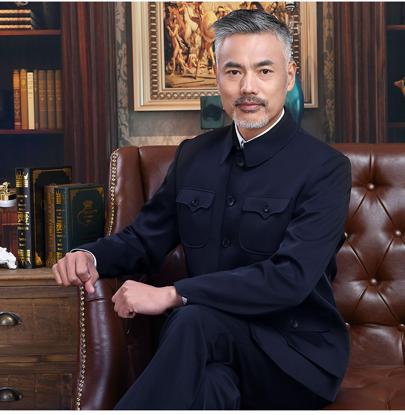 東方之韻的復(fù)古風潮中老年中山裝